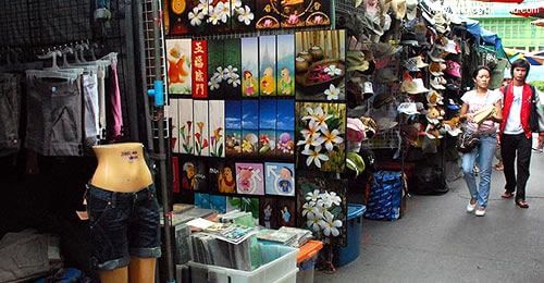 Royal Ivory Hotel Bangkok , week-end-market